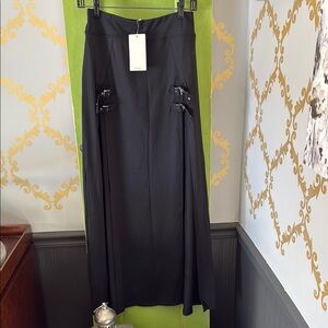 HALARA Black Maxi A-Line Skirt with 2 side Slits.